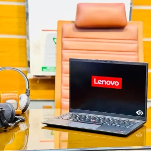 Lenovo Thinkpad x1 Carbon Gen 10 Intel i7 12th Gen Ram 32GB 512 GB SSD